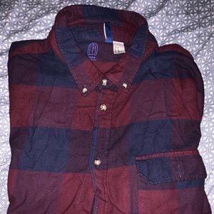 H&M Plaid Button Up Shirt